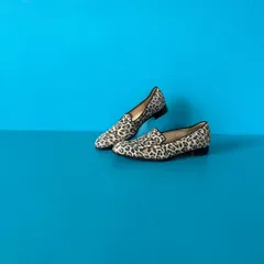 2025年最新】Manolo Blahnik ローファーの人気アイテム - メルカリ