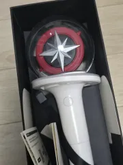 Stray Kids(ストレイキッズ・スキズ・SKZ) スキズ ペンライト ver 2 出品