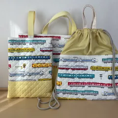入園入学3点セット　ハンドメイド　レッスンバッグ　シューズケース　ナップサック型お着替え袋　キルティング　新幹線