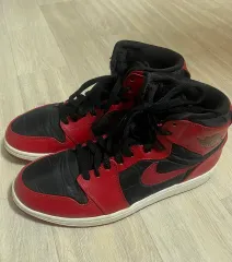 ナイキ エア ジョーダン 1 ミッド ブラック/レッド 275mm