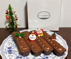 北海道産チーズのティラミス　４個　〜クリスマスピック付き〜