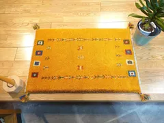 ペルシャ ギャッベ 玄関マット 84x58cm 黄金色 生命の木 上下にパネル RJ7397