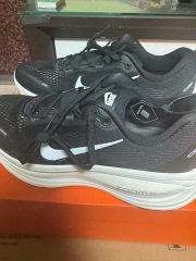 ナイキ ランニングシューズ ボメロ18 サイズ27.5 ほぼ新品