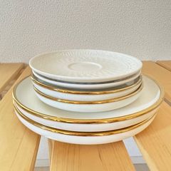 海外セレブ☆新品未使用☆4枚セット＋おまけ2枚＝6枚セット☆素敵なエレガント食器