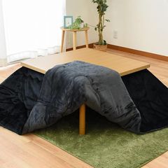 即納：こたつ布団 【チラッとお洒落なリバーシブル仕様】 マイクロファイバー 「MUJI×MUJI」 正方形 約185×185cm ブラック グレー 厚掛け 無地 リバーシブルタイプ ふわふわ 75×75 80×80cm 対応 両面使える おしゃれ シンプル あ