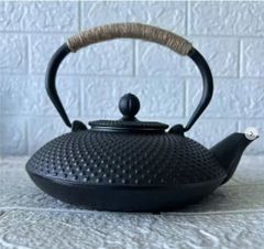 新品 大人気 高品質 800ml 鉄急須 伝統模様 鉄急須 鉄瓶 鉄器 IH 対応 鉄やかん 鉄分補給 蓄熱性に優