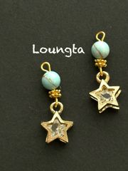 3695星 のピアス スター チャーム ゴールド ブルー 樹脂ピアス