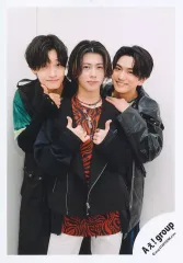 【中古】生写真(STARTO) Aぇ! group/正門良規・末澤誠也・佐野晶哉/膝上/シングル「Gotta Be」MV＆ジャケ写オフショット/公式生写真