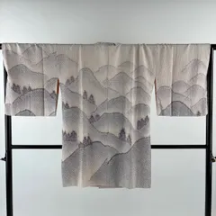 【美品】 道行 身丈92cm 裄丈66.5cm M 和装コート 角衿 遠山 樹木 総絞り 薄ピンク 正絹 秀品 【中古】