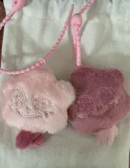 BLACKPINK ジス(JISOO) Alo アロ ヨガ シューモン キーホルダー ぬいぐるみ