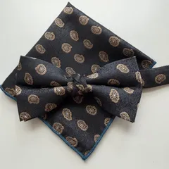 ②-10 蝶ネクタイ　ポケットチーフ2点セット