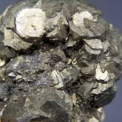 イラン産 デマントイド ガーネット 原石 母岩付き 鉱物標本 希少