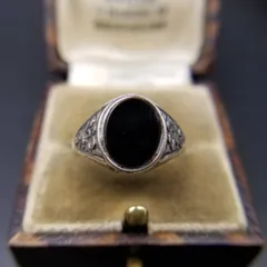 1976年 英国 ヴィンテージ オニキス 925 シルバー シグネット リング オーバル 銀 指輪 お花 サイド彫金 Birmingham ホールマーク Y25-N