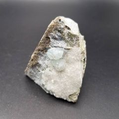 ベトナム・ダクラク産 カルサイト結晶 ドゥルージー標本 - メルカリ