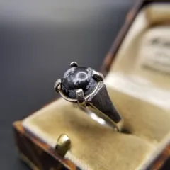 1974年 英国 ヴィンテージ オブシディアン ラウンド 925 シルバー リング 銀 指輪 個性派 存在感 黒系 Birmingham ホールマーク Y25-O