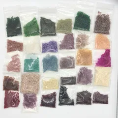 ビーズ　アクセサリーパーツ　材料　素材　セット　大量　多色　カラフル　まとめ売り　DIY　ハンドメイド　丸小ビーズ　キッズ　大人　手作り　裁縫道具　広島ビーズ　【中古】【送料無料】