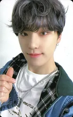 SEVENTEEN DINO DVD INCOMPLETE トレーディングカード 白