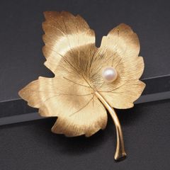 Item thumbnail for item 3d1933b8-6f5c-4efb-a1d7-d92903169eca