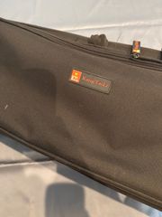 Item thumbnail for item d3caf92d-ba12-47e2-825c-f8711b9ead2e