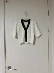 (ほぼ新品) レンヌ reine アイボリー×ブラック バイカラー ツイード 半袖 カーディガン