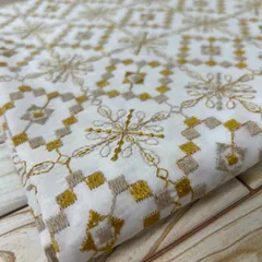 縦100cm×横95cm 刺繍生地