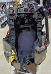 mares マレス ローバー BCD Sサイズ ダイビング 中古 24 mic21ダイビングショップ[ 中古商品 ] Mares マレス ローバー BCD M