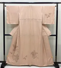 最終処分　新品未使用　着物　付下げ？　正絹　ベージュ地　花柄　扇面柄　しつけ付き 2025年最新】付け下げの人気アイテム - メルカリ