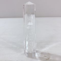 開運グッズ ユリゲラークリスタルタワー型インテリアライト② ユリゲラー クリスタルタワー 八角柱 LED付き台座 インテリア置物 開運