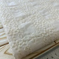 縦100cm×横95cm 刺繍生地