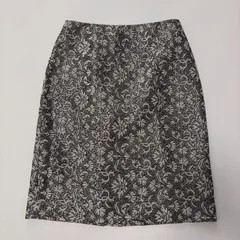 【23区／オンワード】 シルバーラメ ジャガード タイトスカート バックスリット 44 XXL 2XL