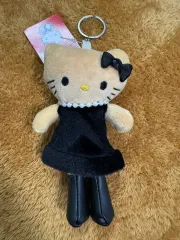 ハローキティ ぬいぐるみ キーホルダー ブラック ドレス