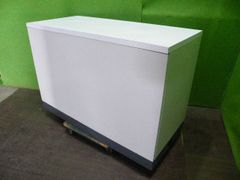 オカムラ製 H150cm×W90cm 単体片面3段エンド什器 背面ネットタイプ