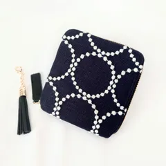 【受注製作】ネイビー×ホワイト タンバリン タッセル付き二つ折り財布 ミナペルホネン