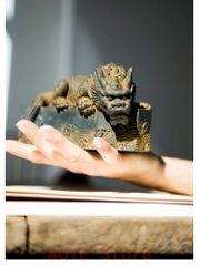 清康熙古彩海水竜紋盤 景徳鎮 陶磁器 装飾品 現代工芸品 美術品 置物