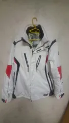 プーさんのアウター 110サイズ 新品 ポケット多いです 大きなKARA（カラ）