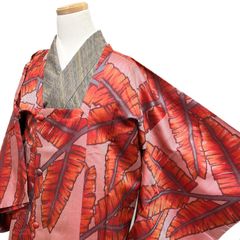 セミアンティーク 格子模様 赤黒 道行コート 着物 023t - メルカリ