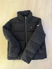 トミーヒルフィガー ショートダウン ブラック