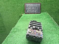 ピクシスメガ DBA-LA700A H27年前期 室内ヒューズボックス - メルカリ