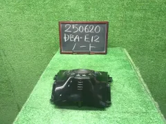 【中古】Nismo ニスモ ノート DBA-E12 エアコンスイッチ Ａ／Ｃスイッチパネル 27500-1A15A 自社品番250620 QAB