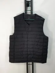UNIQLO(ユニクロ) 軽量 ダウン ベスト ラウンド Uネック ブラック XL