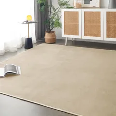 Keusnix カーペット ラグ ラグマット滑り止め付 洗える 135×185cm 約1.5畳 絨毯 防ダニ 抗菌 防臭 オールシーズン快適に使用 床暖房 ホットカーペット対応 ふわふわ肌触り フランネルラグ 無地 ベージュ