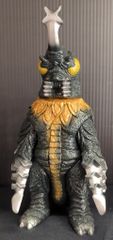 激レア】美品 パチ怪獣 ソフビ レトロソフビ キングシーサー - メルカリ