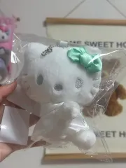 限定版 クリニーク ハローキティ ぬいぐるみ キーホルダー サンリオ ジッパーぬいぐるみ