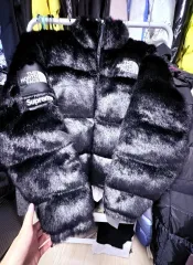 シュプリーム x THE NORTH FACE ザノースフェイス ファー Nuptse(ヌプシ) ブラック ダウン