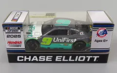 【新品】ミニカー 1/64 UNIFIRST 2025 シボレー カマロ ZL1 チェイス・エリオット スローバック #9 「NASCAR CUPシリーズ」 [LR328647]