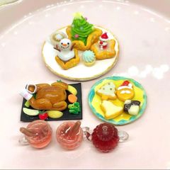 キモカワベビーちゃんとカレー - メルカリ