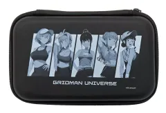 【新品】雑貨 [新品] 01.集合デザイン スポーツウェアver.(描き下ろしイラスト) モバイルアクセサリーケース 「グリッドマンユニバース」