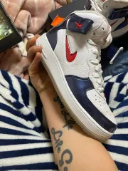 ナイキ エアフォース1 ミッド 260