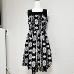 新品 アクシーズファム ポエティックLINE コルセット スクエアネック ONE PIECE (55) 必須アイテム