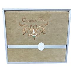 Item thumbnail for item 833df45f-badd-4393-9ad8-90de3d45a5c1